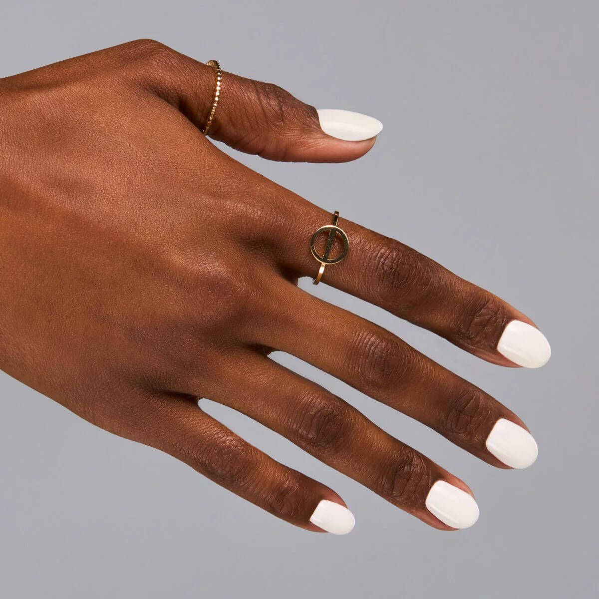 001 Strong White - Semilac Soak Off Gel / Hybrid Nail Polish - Image 4