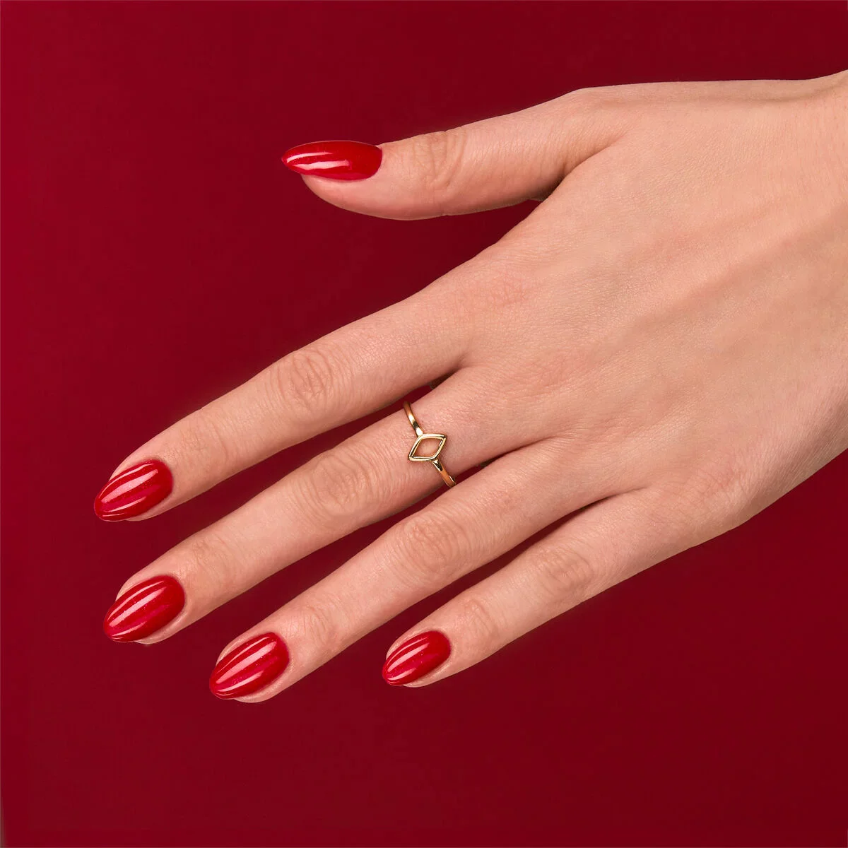 026 My Love - Semilac Soak Off Gel / Hybrid Nail Polish - Image 3