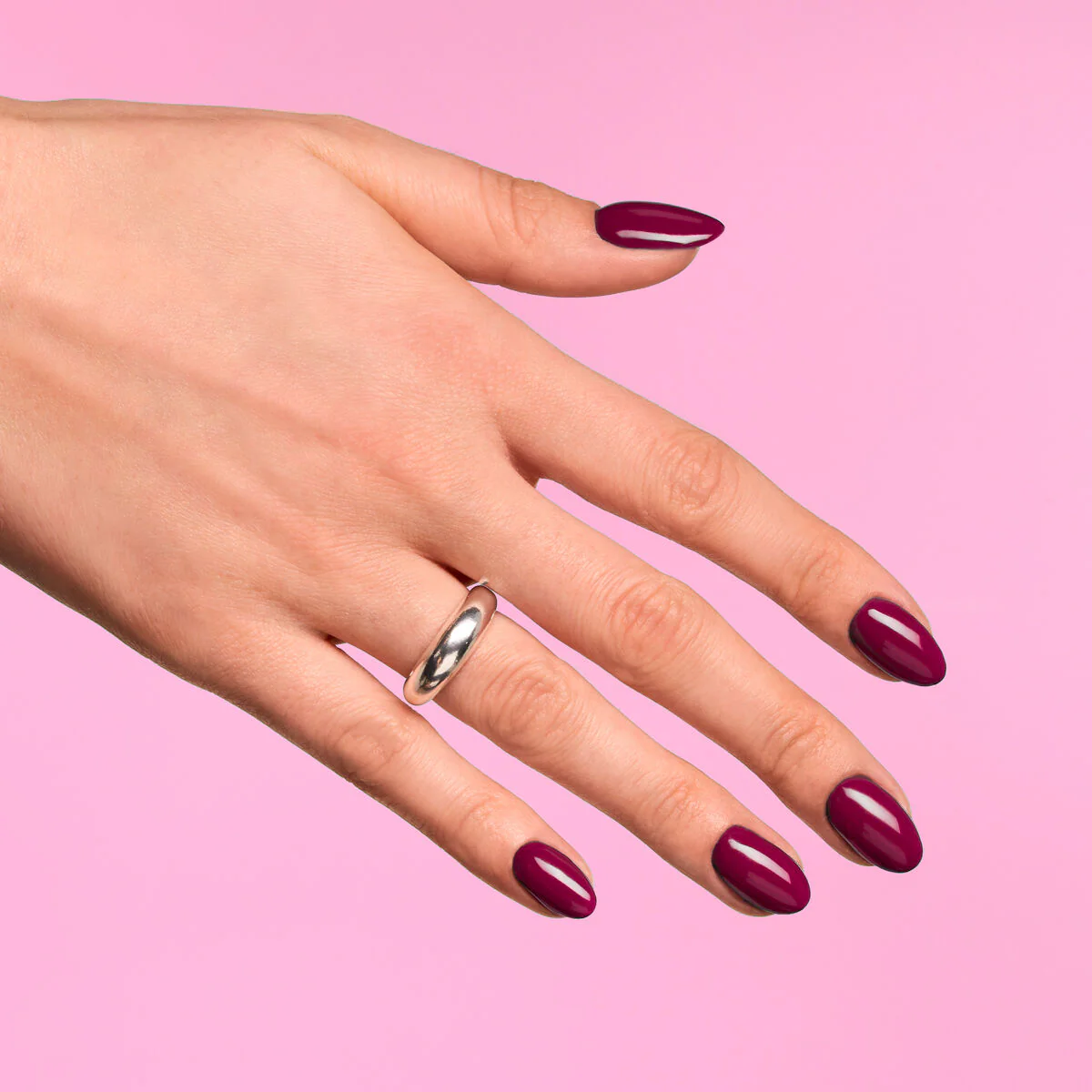 028 Classic Wine - Semilac Soak Off Gel / Hybrid Nail Polish - Image 3