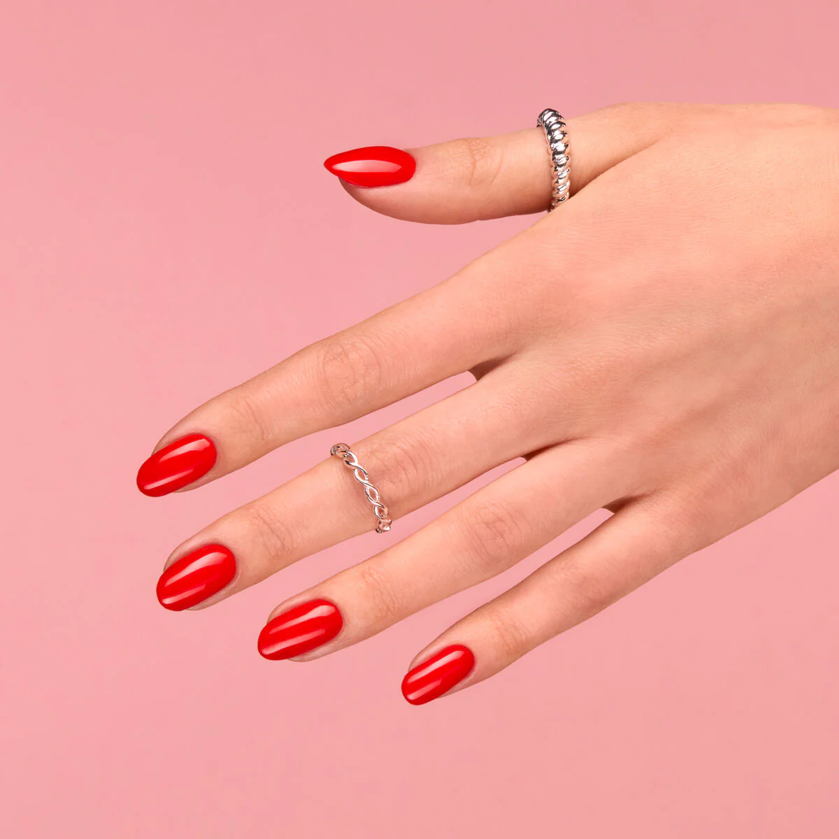 039 Sexy Red - Semilac Soak Off Gel / Hybrid Nail Polish - Image 4