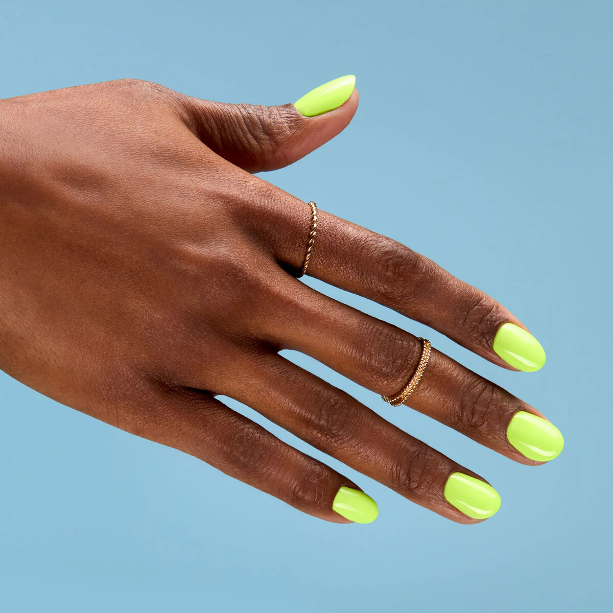 040 Canary Green - Semilac Soak Off Gel / Hybrid Nail Polish - "Tropical Drinks" Collection - Image 4