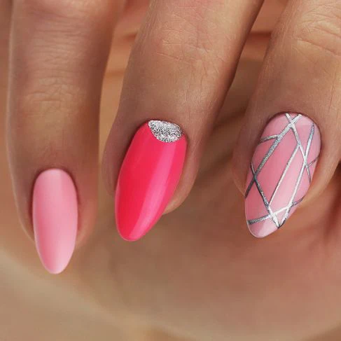 047 Pink Peach Milk - Semilac Soak Off Gel / Hybrid Nail Polish - Image 5