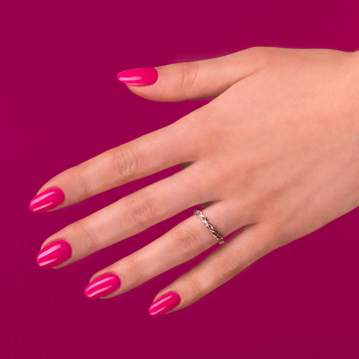 121 Ruby Charm - Semilac Soak Off Gel / Hybrid Nail Polish - Image 4