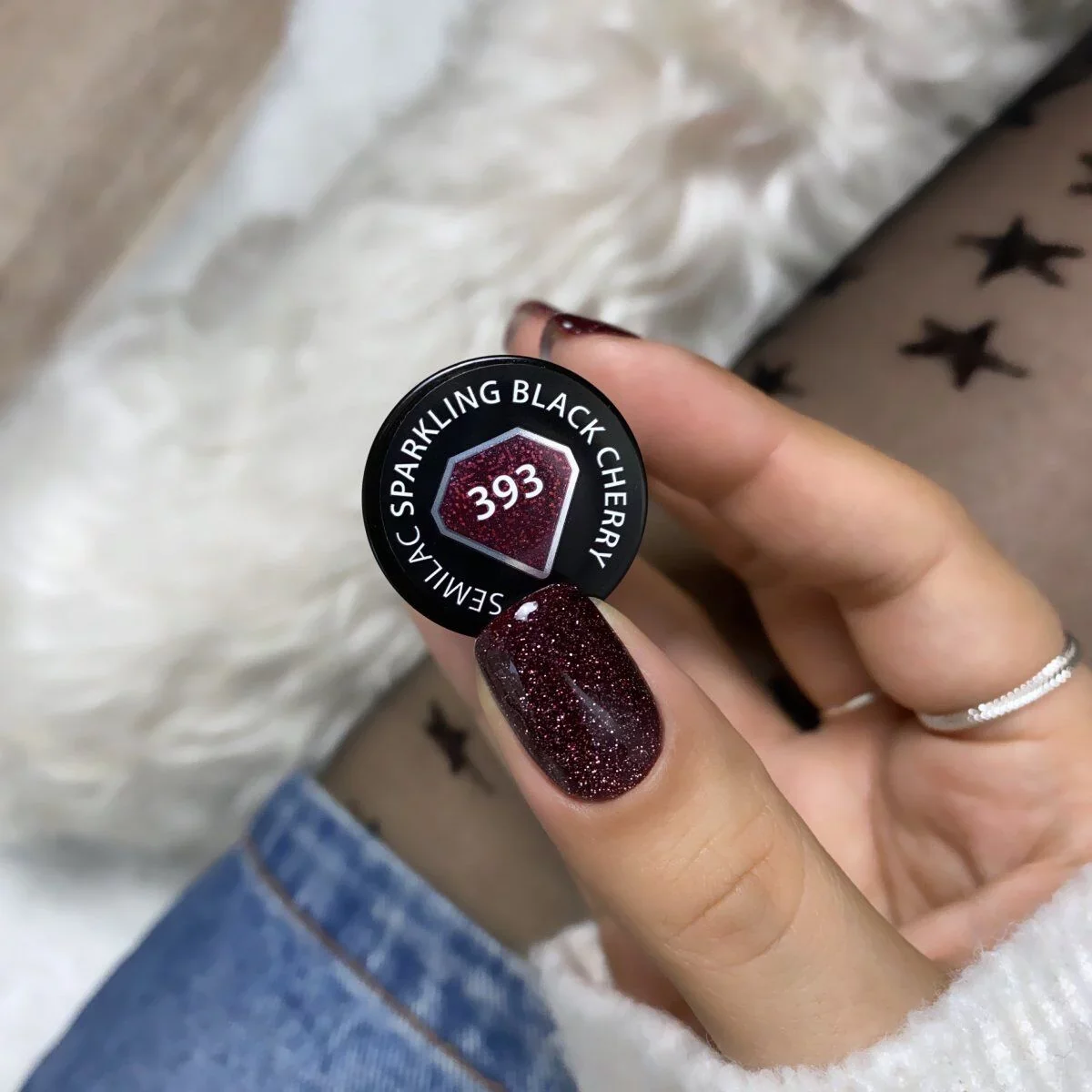 393 Sparkling Black Cherry - Semilac Soak Off Gel / Hybrid Nail Polish - Image 4