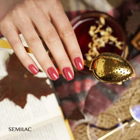 400 RUSTY RED - Semilac Soak Off Gel / Hybrid Nail Polish - Image 3