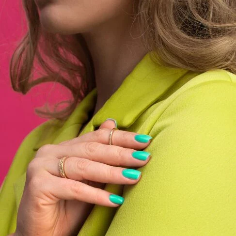 439 STRONG TURQUOISE Semilac Soak Off Gel / Hybrid Nail Polish - EVEN BETTER TOGETHER Collection - Image 5