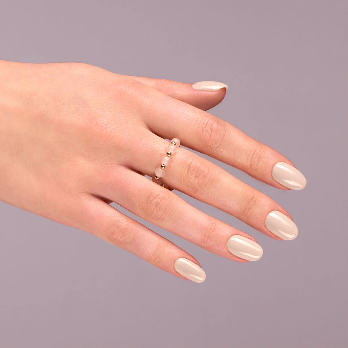 574 Bride In Powder - Semilac Soak Off Gel / Hybrid Nail Polish - Image 3