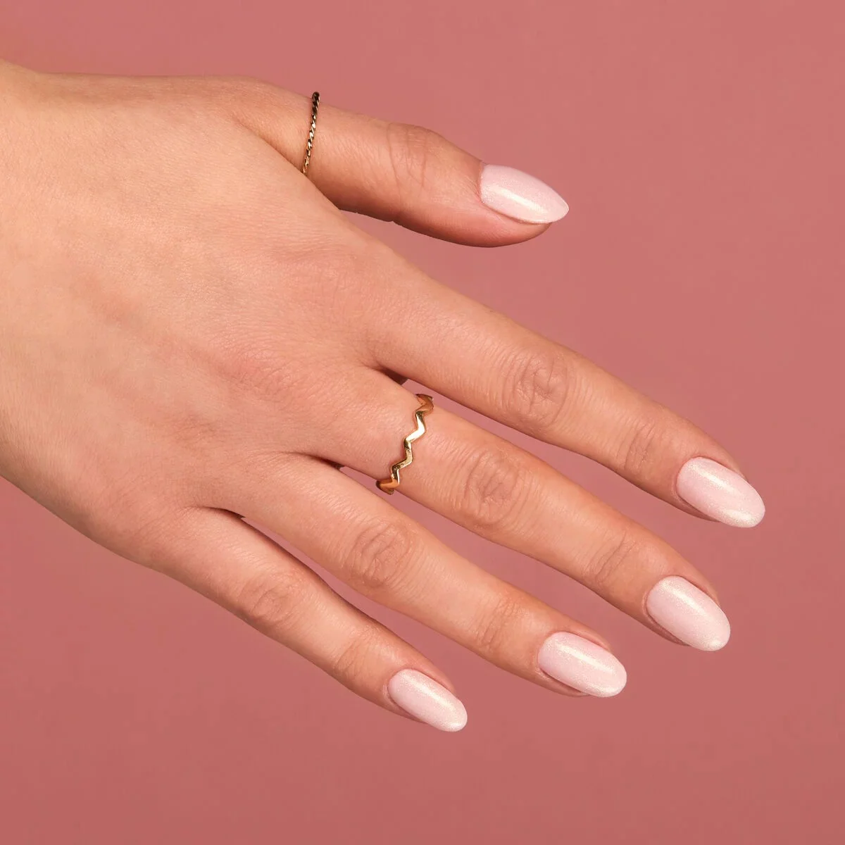 579 CELEBRATE TOGETHER - Semilac Soak Off Gel / Hybrid Nail Polish - Image 3
