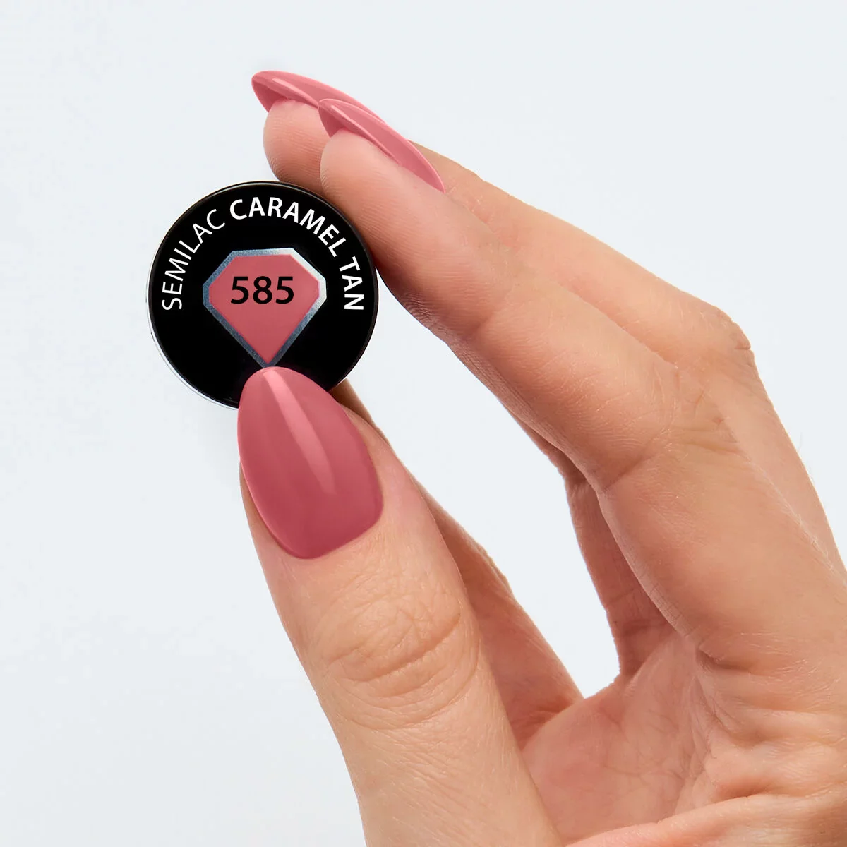 585 Caramel Tan - Semilac Soak Off Gel / Hybrid Nail Polish - Image 2