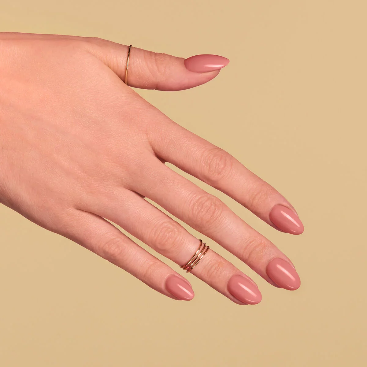 585 Caramel Tan - Semilac Soak Off Gel / Hybrid Nail Polish - Image 3