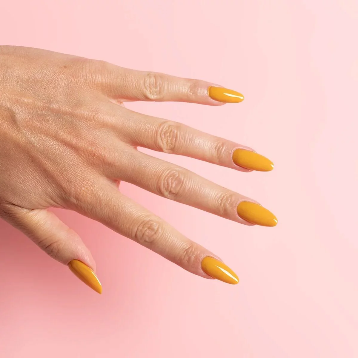 660 Honey Ritual - Semilac Soak Off Gel / Hybrid Nail Polish - Image 4