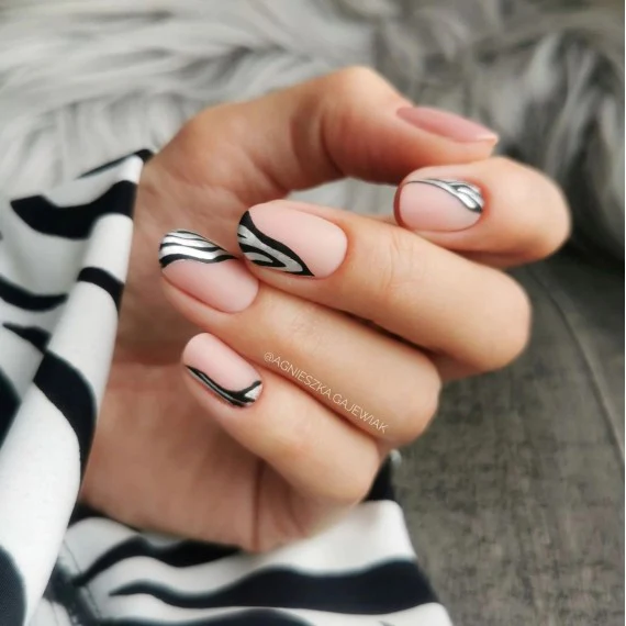 20 WILD ANIMALS Semilac Nail Transfer Foil - Image 3